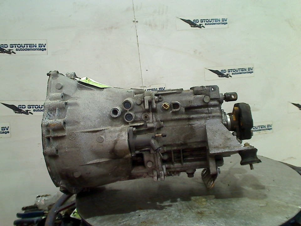 Versnellingsbak Schakel BMW 3 serie (E46/4) 2004 S5D250GTBDU, Gebruikt, Petuelring 130, München 80809, , Duitsland, BMW, Bayerische Motoren Werke AG
