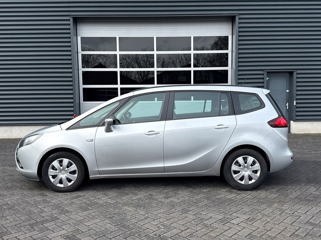 Opel Zafira Tourer 1.4 Cosmo, cruise control, trekhaak, stuu, Voorwielaandrijving, Euro 5, 15 km/l, 4 cilinders