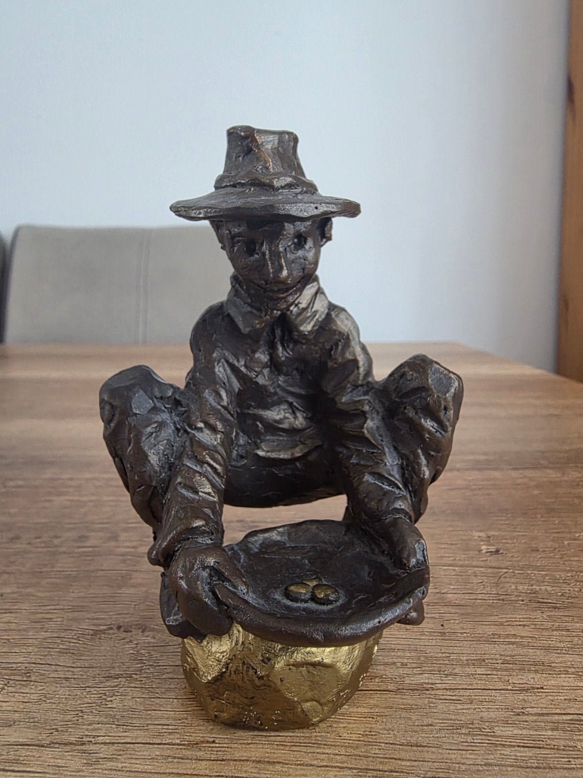 Bronzen Beeldje Goudzoeker - Uniek Decoratief Stuk, Handgemaakt, Minder dan 20 cm, Ophalen of Verzenden, Brons