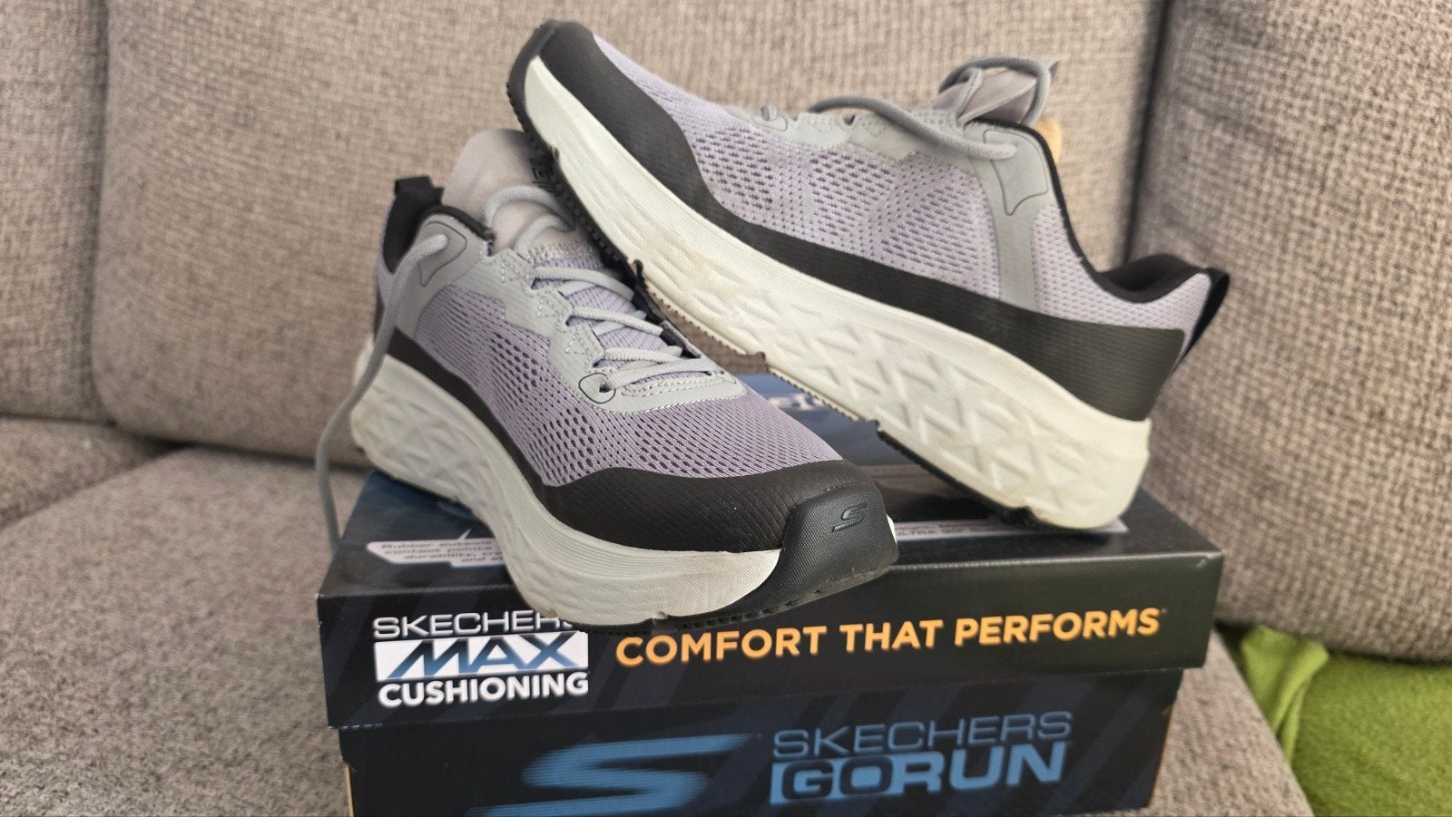 Skechers Max Cushioning GoRun hardloopschoenen mt 41, Ophalen of Verzenden, Zo goed als nieuw, Hardloopschoenen, Asics