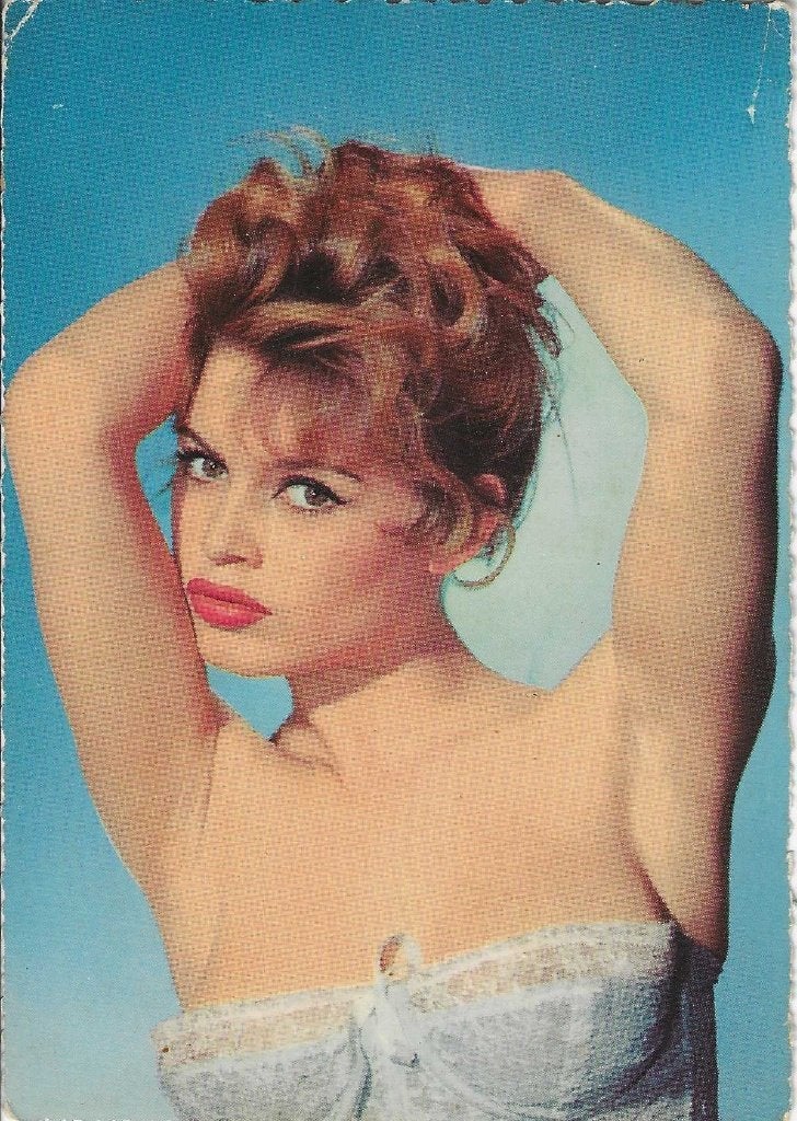 Filmsterren ansichtkaart Brigitte Bardot, Verzamelen, Verzenden, 1940 tot 1960, Ongelopen, Sterren en Beroemdheden