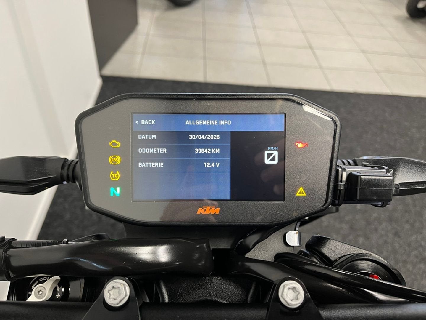 ️KTM 890 DUKE R 890DUKER (bj 2022)️, Motoren, 2 cilinders, Motorrijbewijs A, Bedrijf, Onbekend