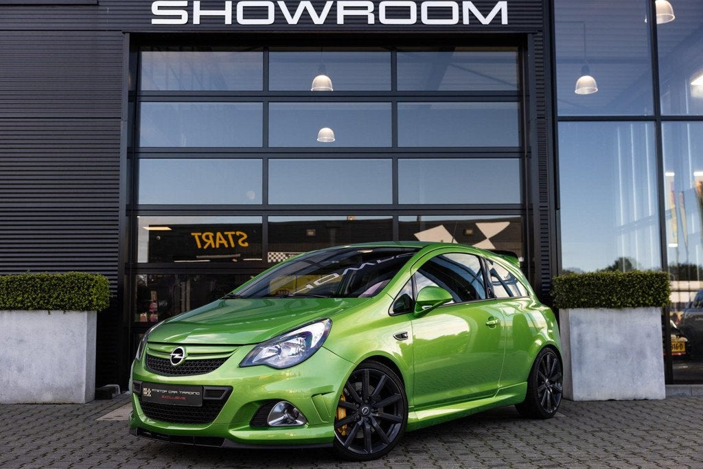 Opel Corsa 1.6-16V Turbo OPC Nürnburgring Edition, 211 PK,, Gebruikt, Zwart, Bedrijf, Handgeschakeld
