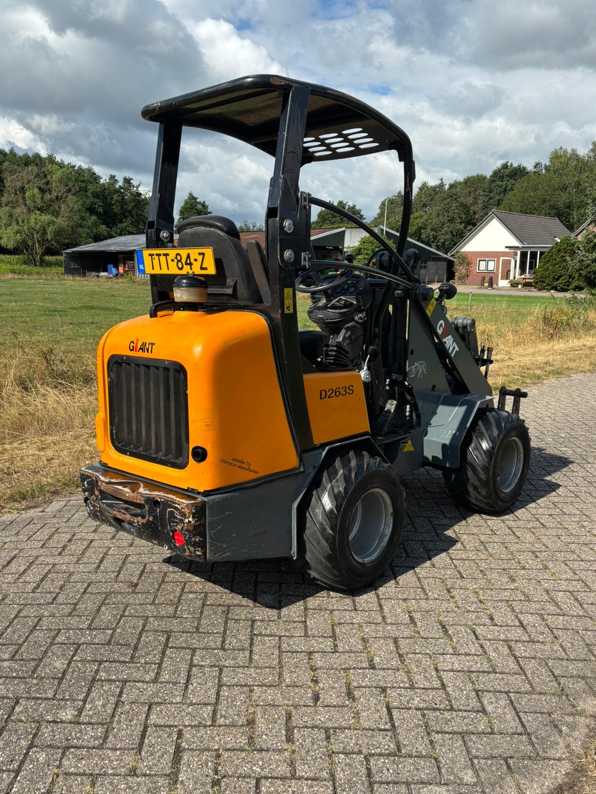 Giant 263S mini shovel knik lader, Ophalen, Wiellader of Shovel