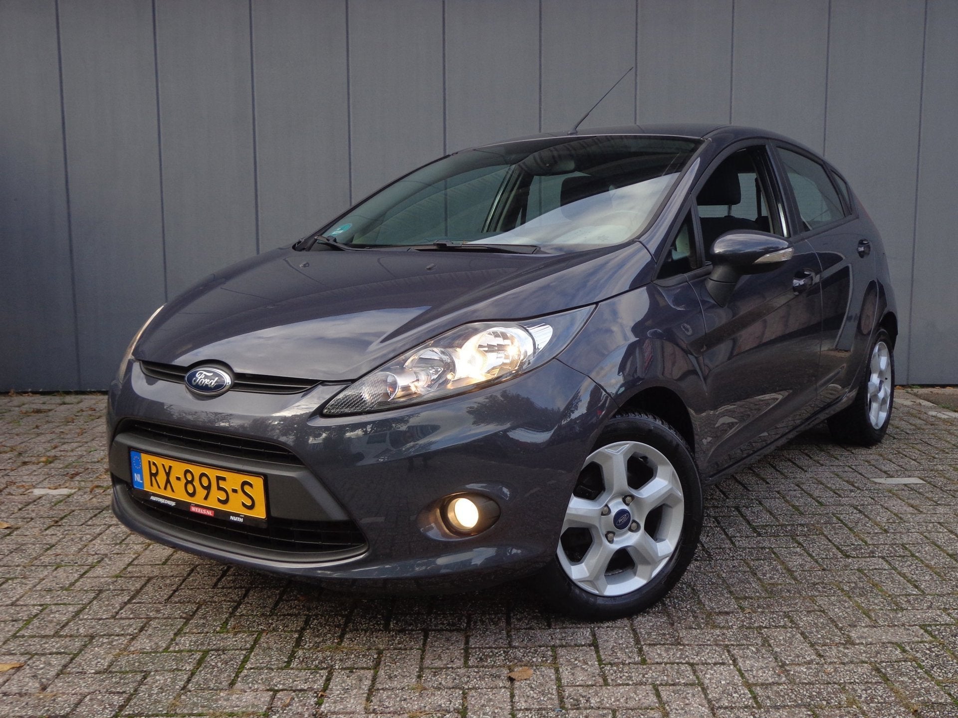Ford Fiesta 1.25 Titanium 1Eig,Vol.Onderhoudsboekje, Auto's, Voorwielaandrijving, Euro 5, 1242 cc, 82 pk