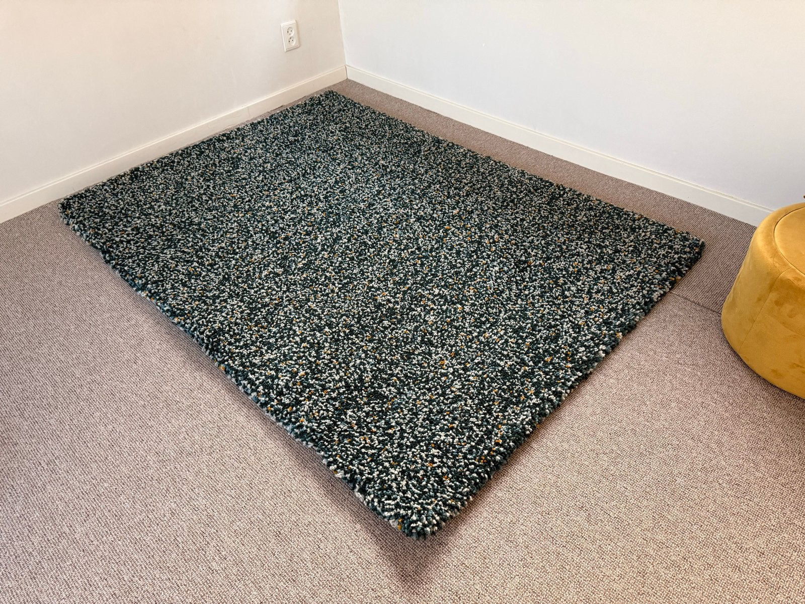 IKEA VINDUM vloerkleed 133x180 cm - hoogpolig - blauw/groen, 100 tot 150 cm, Blauw, Ophalen of Verzenden, Zo goed als nieuw