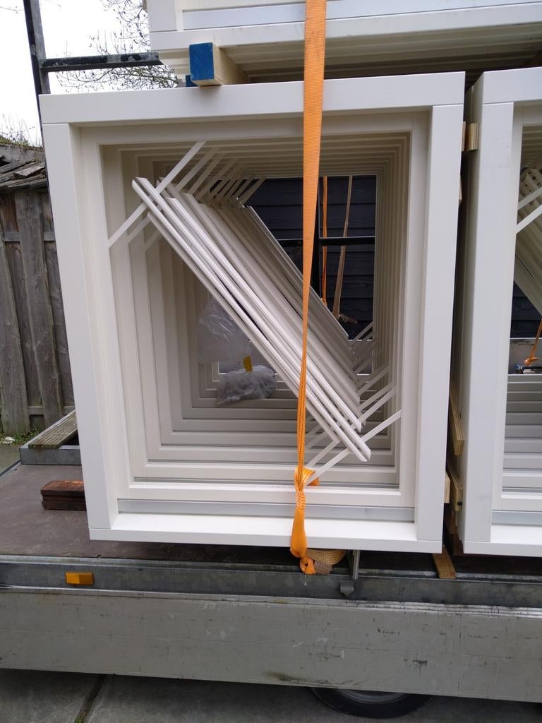 Hardhout kozijn met draaikiep raam, Doe-het-zelf en Verbouw, Kozijnen en Schuifpuien, 75 tot 150 cm, Raamkozijn, Nieuw, Ophalen of Verzenden