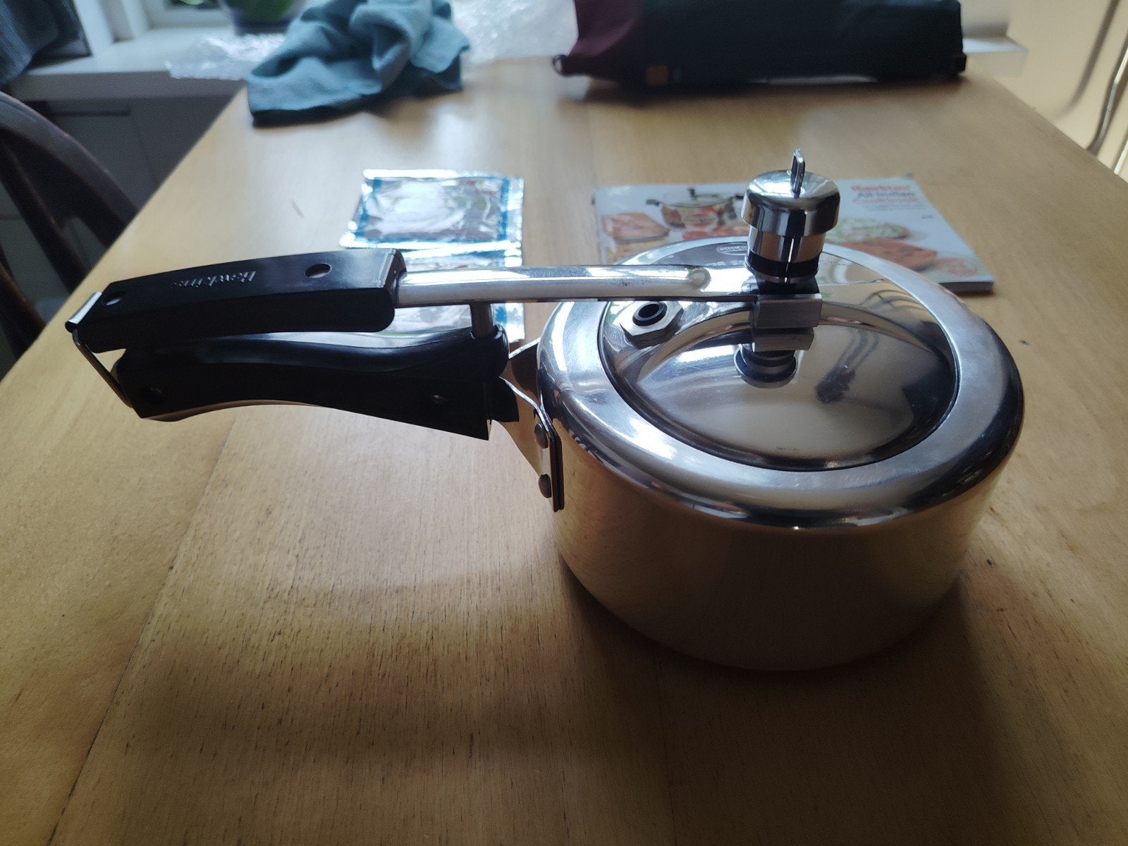Hawkins snelkookpan classic model 1,5 liter, Snelkookpan, Met deksel, Ophalen of Verzenden, Overige merken
