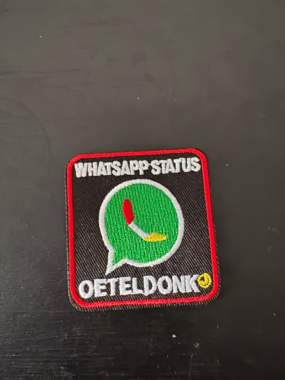 Oeteldonk WhatsApp Status Patch - Carnaval Embleem, Hobby en Vrije tijd, Ophalen of Verzenden, Nieuw, Overige applicaties