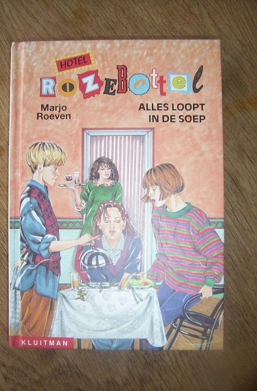 Marjo Roeven boeken Hotel Rozebottel 4 delen, Ophalen of Verzenden, Gelezen