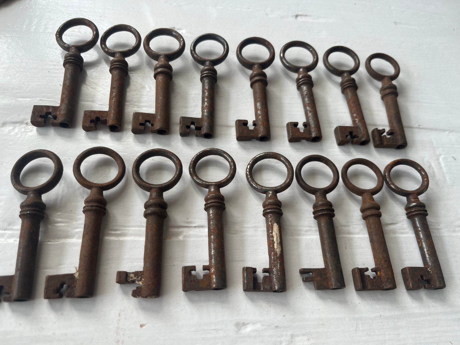 Prachtige antieke ijzeren sleutels, Antiek en Kunst, Curiosa en Brocante, Ophalen of Verzenden