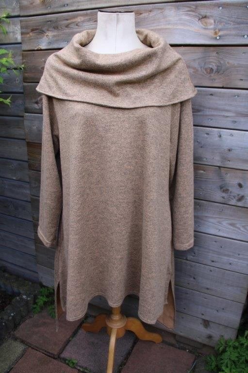 Jurk/ Tuniek bruin Magna mt 48/50 Vaste prijs, Bruin, Maat 46/48 (XL) of groter, Ophalen of Verzenden, Boven de knie