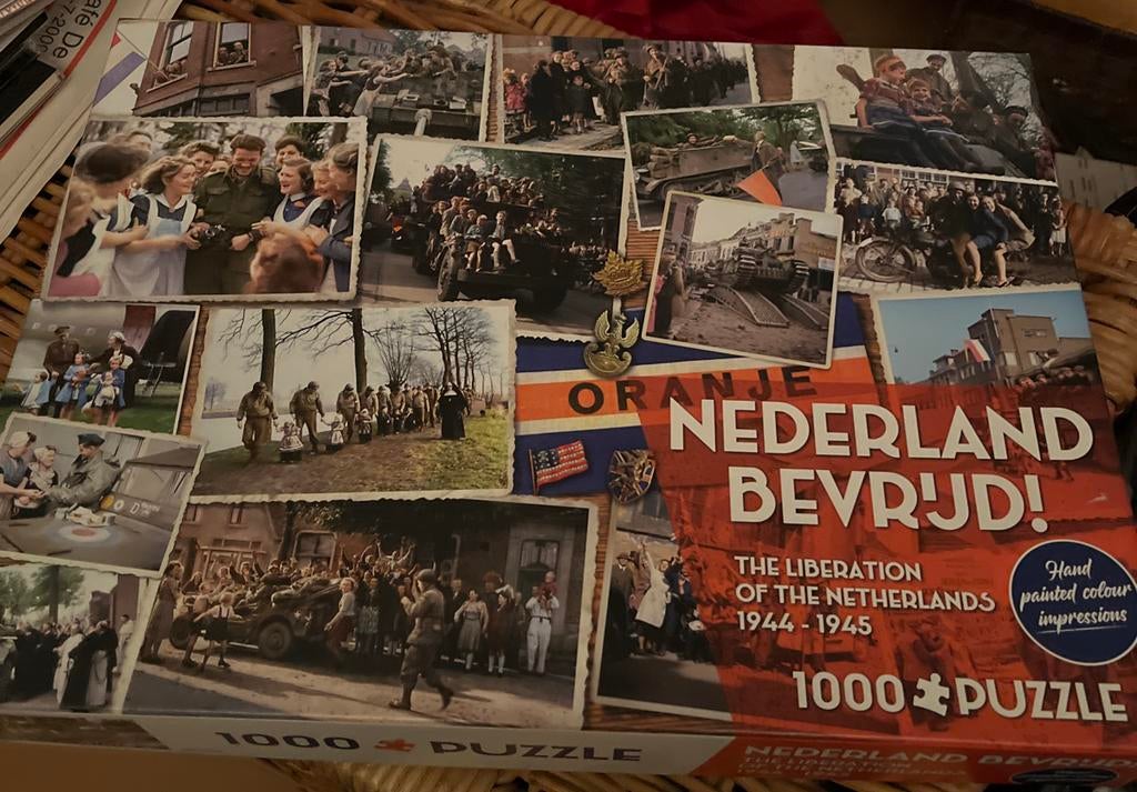Oranje Nederland Bevrijd! 1000 stukjes puzzel, Ophalen of Verzenden, 500 t/m 1500 stukjes, Zo goed als nieuw