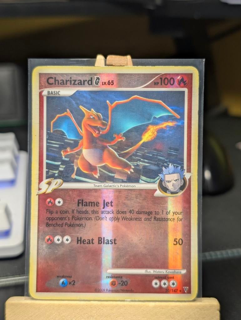 Charizard Pokémon Kaart, Ophalen of Verzenden, Gebruikt, Losse kaart, Foil