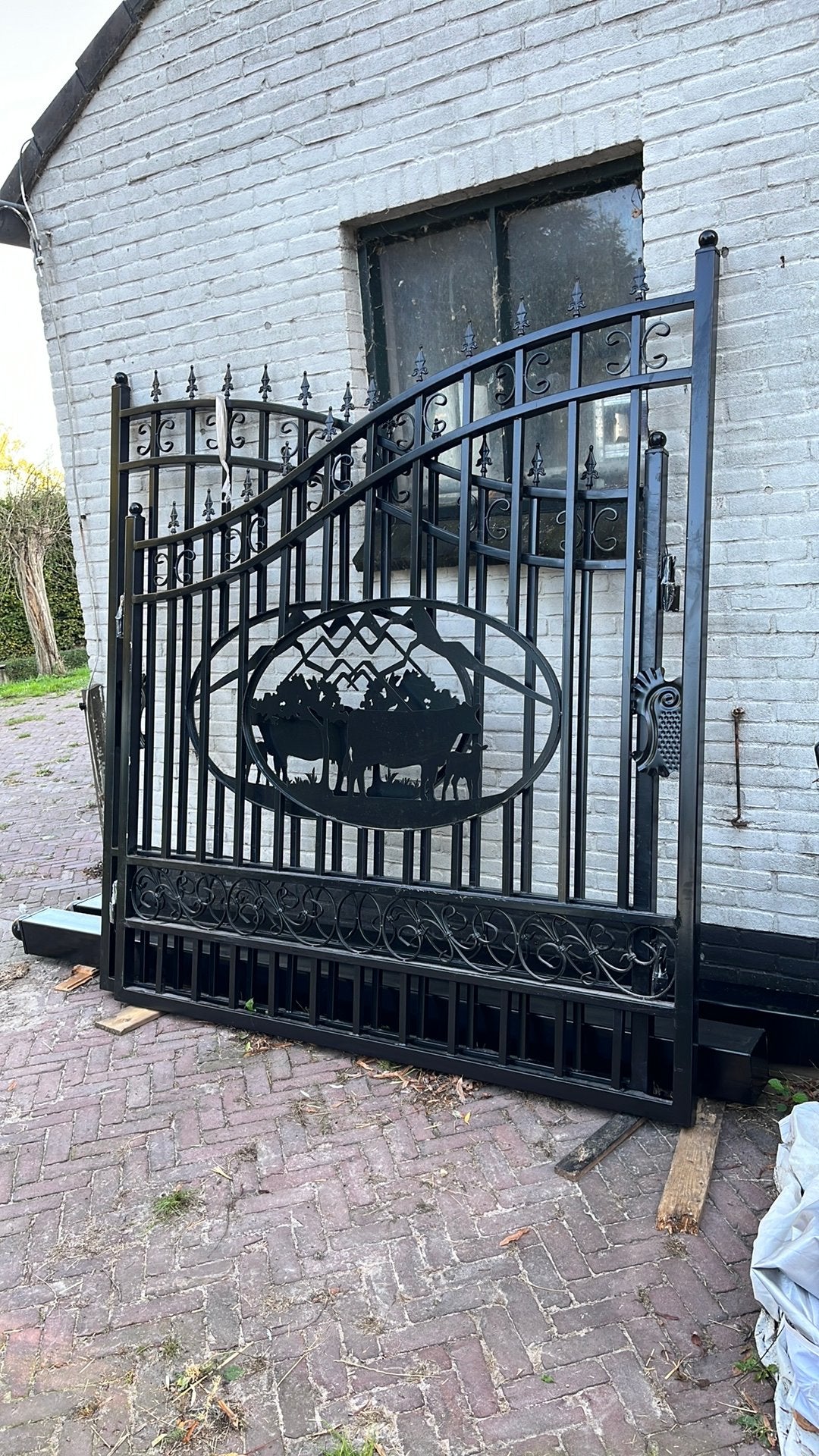 Zeer mooie toegangspoort 4.34 -4,36, Ophalen, Zo goed als nieuw, 150 tot 200 cm, Hout