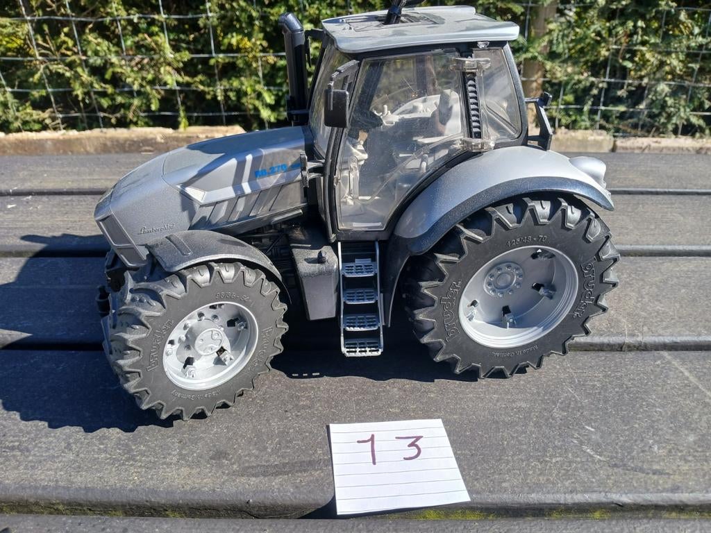Bruder Lamborghini trekker., Ophalen, Zo goed als nieuw, Auto, Overige merken