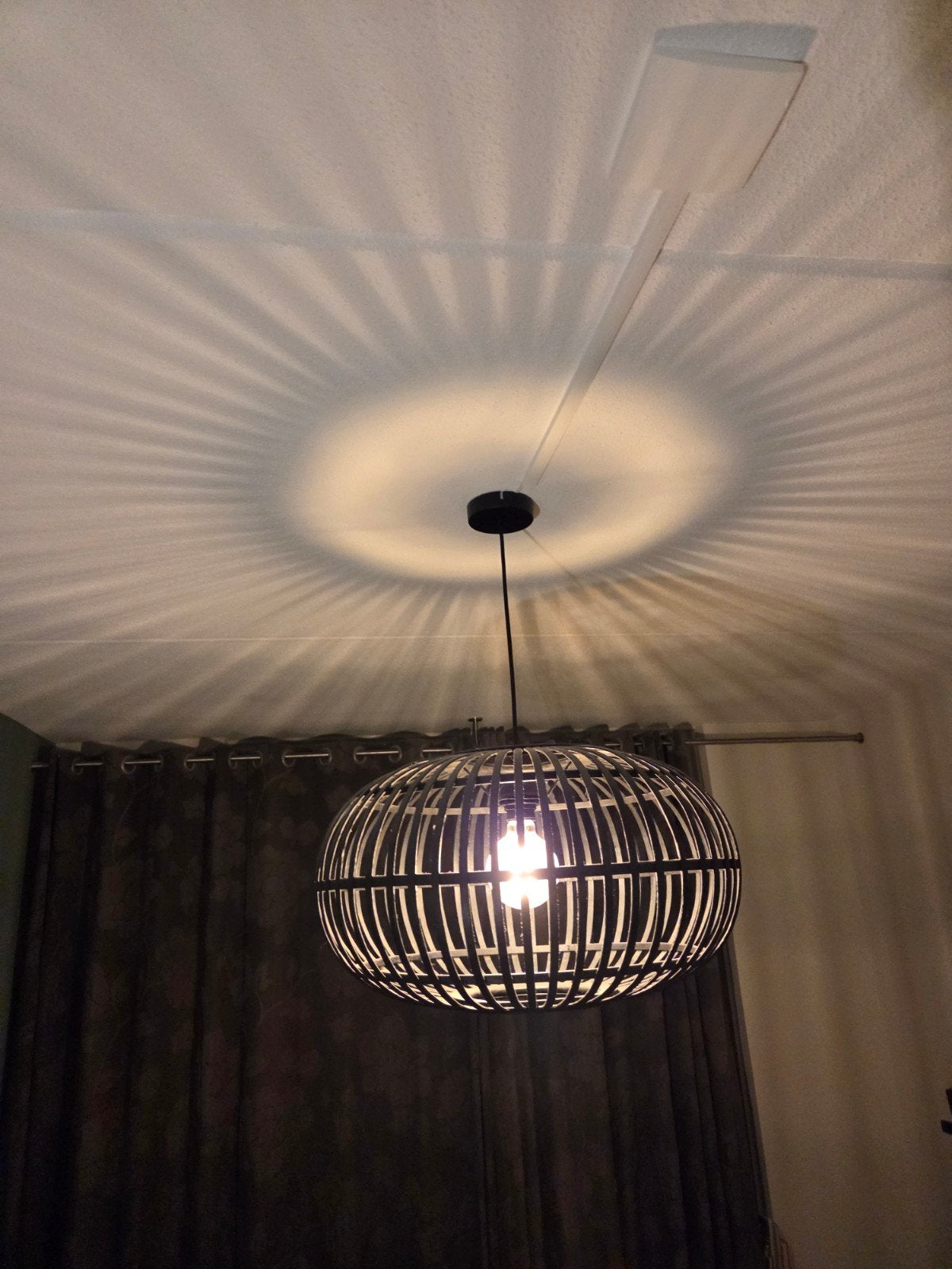 Indy Bamboe Hanglamp Zwart D55x32 cm E27 Max 40W, Modern, Scandinavisch, Natuurlijk materiaal, Zo goed als nieuw, E27 (groot)