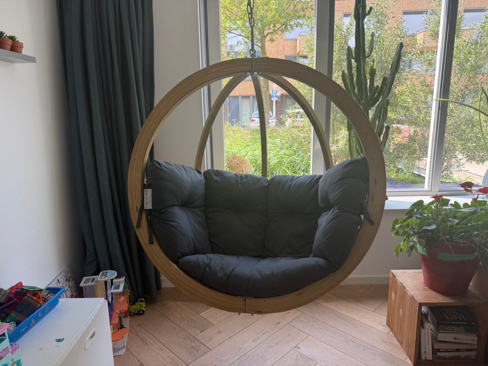 Hangstoel Amazonas Globo antraciet, Tuin en Terras, Ophalen, Zo goed als nieuw, Met standaard