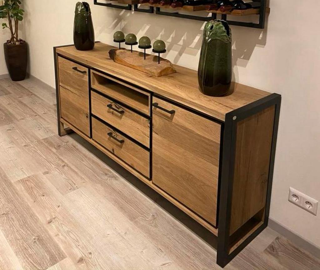 Henders & Hazel Dressoir Metalo, Huis en Inrichting, Kasten | Dressoirs, Ophalen, Zo goed als nieuw, 25 tot 50 cm, 150 tot 200 cm