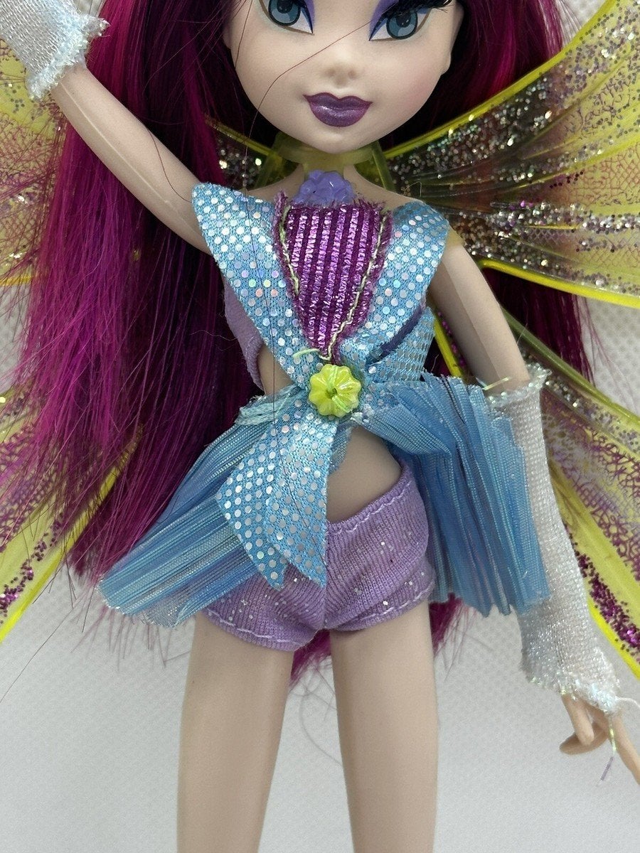 GEZOCHT: Tecna Enchantix Outfit - ZIE OMSCHRIJVING, Ophalen of Verzenden, Zo goed als nieuw, Barbie