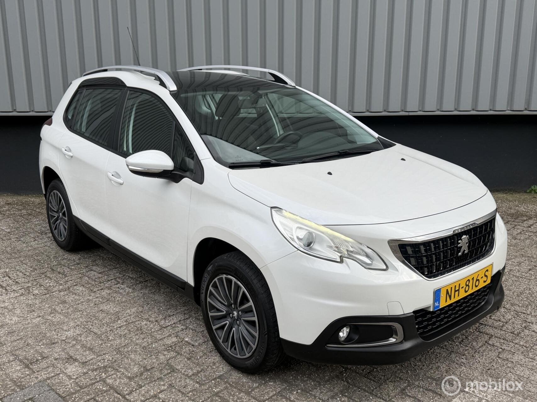 Peugeot 2008 1.2 PureTech Blue Lion, Voorwielaandrijving, Euro 6, Origineel Nederlands, Bedrijf