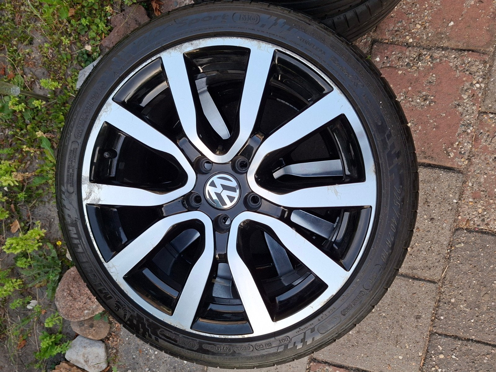 VW Serron 18 inch velgen met Vredestein & Michelin banden, Auto diversen, Wieldoppen, Ophalen, Gebruikt