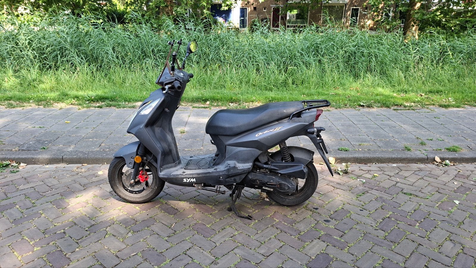 SYM Orbit II Scooter - Grijs, Goed Onderhouden, Gebruikt, Maximaal 45 km/u, Ophalen of Verzenden, Benzine