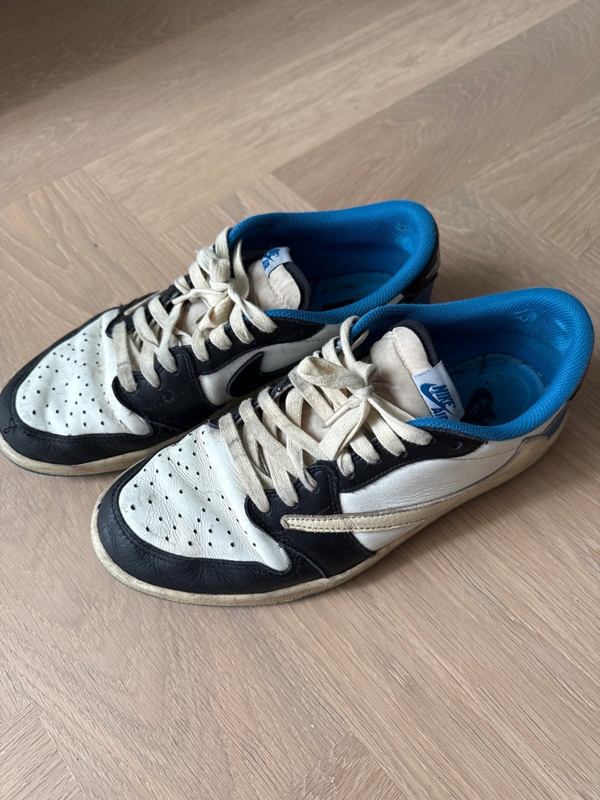 Nike Jordan Air Jordan 1 Low Travis Scott, Kleding | Heren, Schoenen, Ophalen of Verzenden, Gedragen, Zwart, Sneakers of Gympen