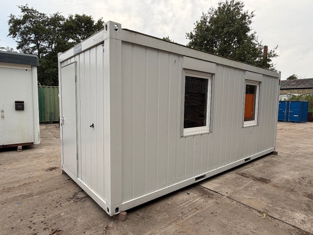 Jonge strakke 20ft unit of bouwkeet met douche en toilet, Ophalen of Verzenden