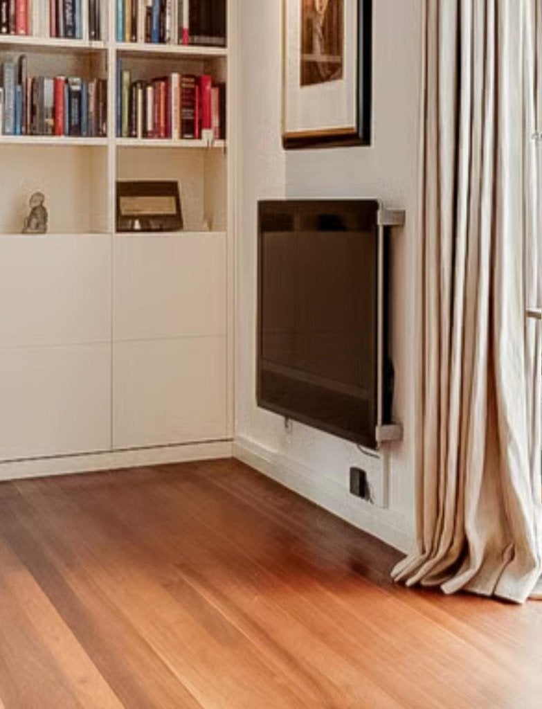 Bang & Olufsen BeoPlay V1 - 40 inch design TV, Audio, Tv en Foto, Ophalen, Zo goed als nieuw, Speakers, Bang & Olufsen