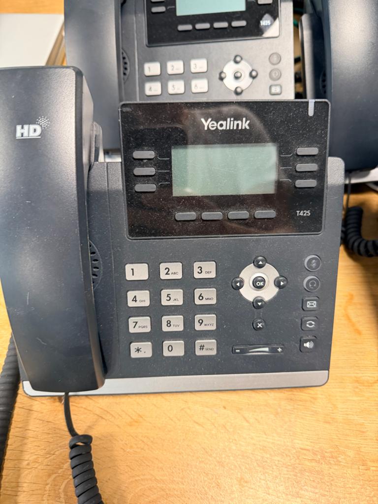 Yealink IP telefoons: 6x T42S, 4x T46S, 1x T48G, Verzenden, Gebruikt, 4 handsets of meer