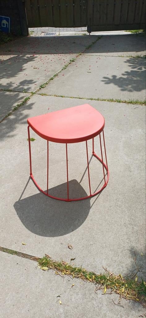 Vintage stapelbare rode Ikea Tranarö tafel van Ola Wihlborg, Huis en Inrichting, Ophalen of Verzenden, Zo goed als nieuw, Overige materialen
