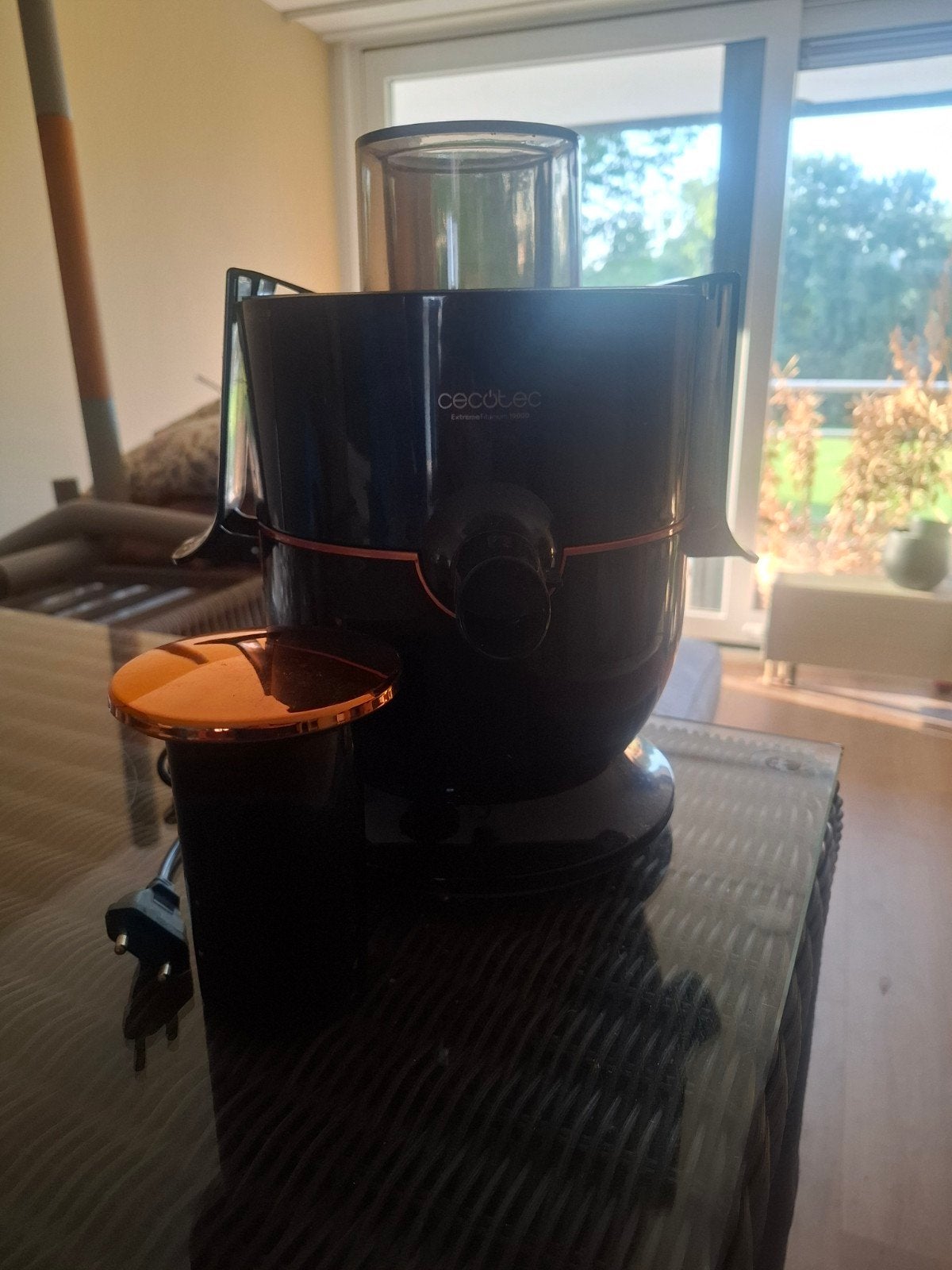 Cecotec sapcentrifuge - krachtige en efficiënte juicer, Witgoed en Apparatuur, Ophalen, Zo goed als nieuw, Elektrisch, Sapcentrifuge
