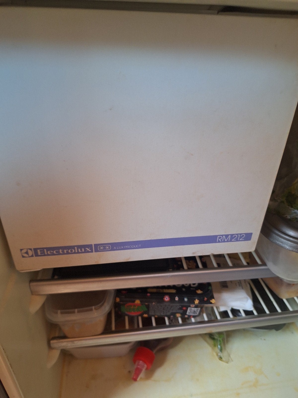 Electrolux RM212 Koelkast 12V/230V/Gas - Bootkoelkast, Witgoed en Apparatuur, Koelkasten en IJskasten, Minder dan 75 liter, Ophalen of Verzenden