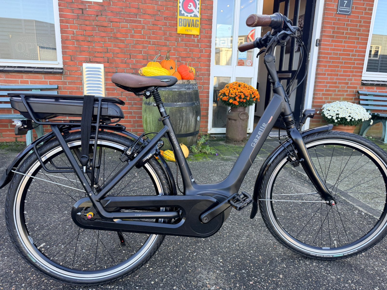 Senioren E Bike…Gazelle Orange C8 Bosch 26 inch, Gazelle, Ophalen of Verzenden, Zo goed als nieuw, Minder dan 47 cm