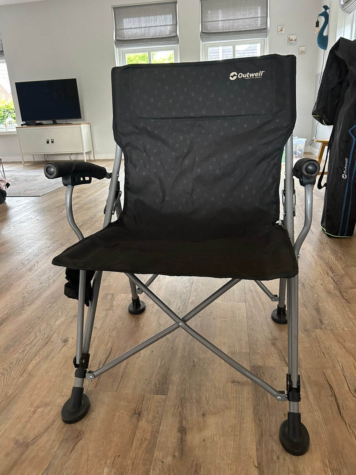 2 zwarte outwell campo stoelen, Ophalen, Zo goed als nieuw, Campingstoel