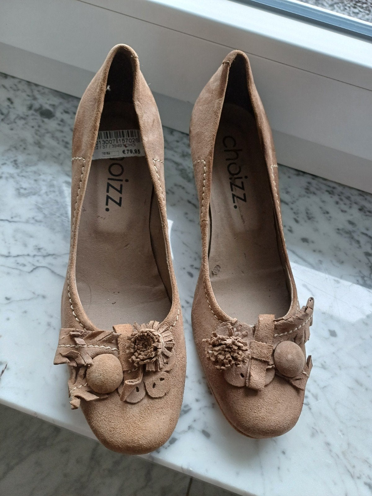 Choizz suede pumps maat 38 nieuwstaat, Schoenen met lage hakken, Beige, Choizz, Ophalen of Verzenden