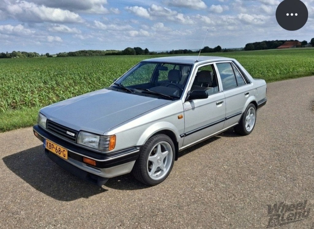 Unieke mazda 323 - Bijna Belastingvrij! - 53.000 km, Auto's, Mazda, 400 kg, 68 pk, Handgeschakeld, 897 kg