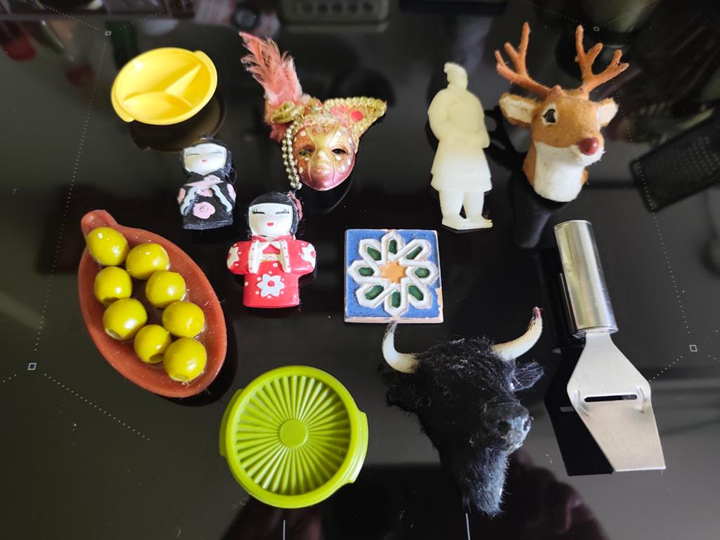 11x verschillende magneten, Tupperware, souvenirs,, Ophalen of Verzenden, Gebruikt
