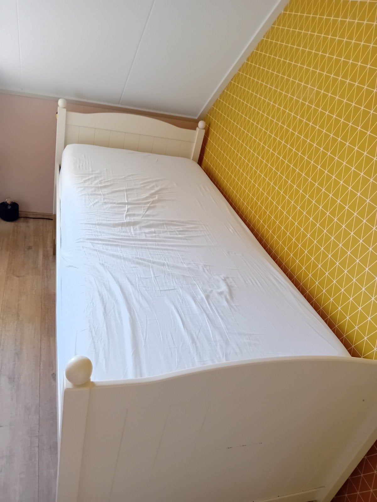 Bed en kledingkast, Huis en Inrichting, Slaapkamer | Bedden, Ophalen, Gebruikt, Eenpersoons, Wit