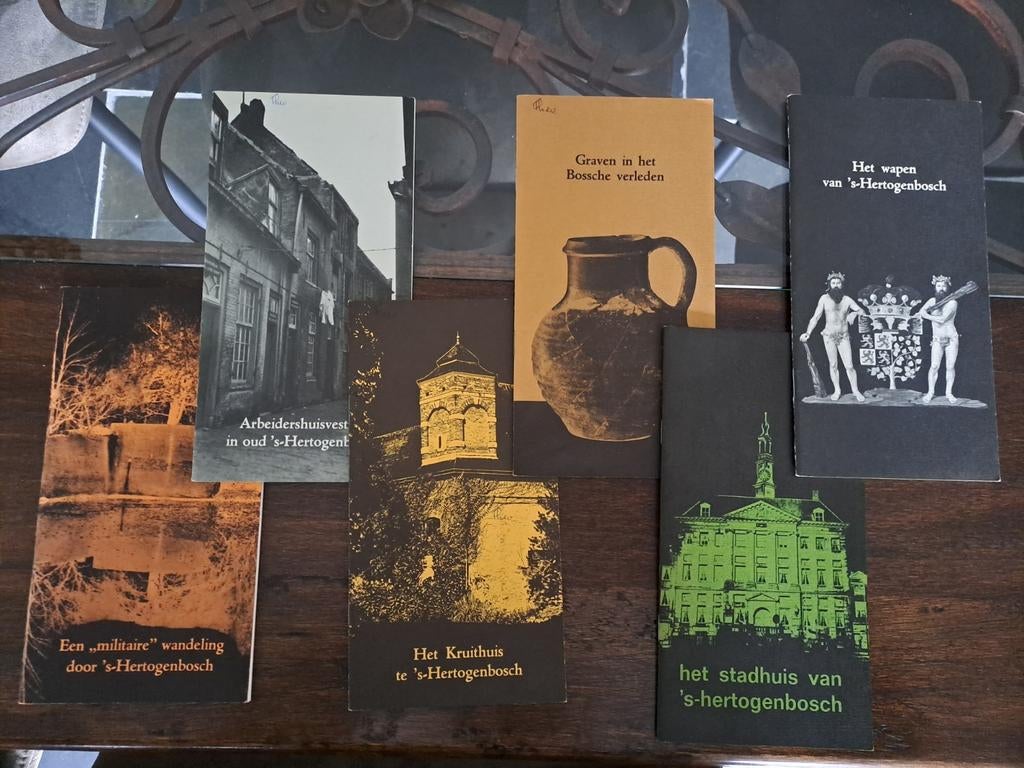 Informatieve boekjes Den Bosch, Boeken, Ophalen of Verzenden, Zo goed als nieuw, Diverse auteurs