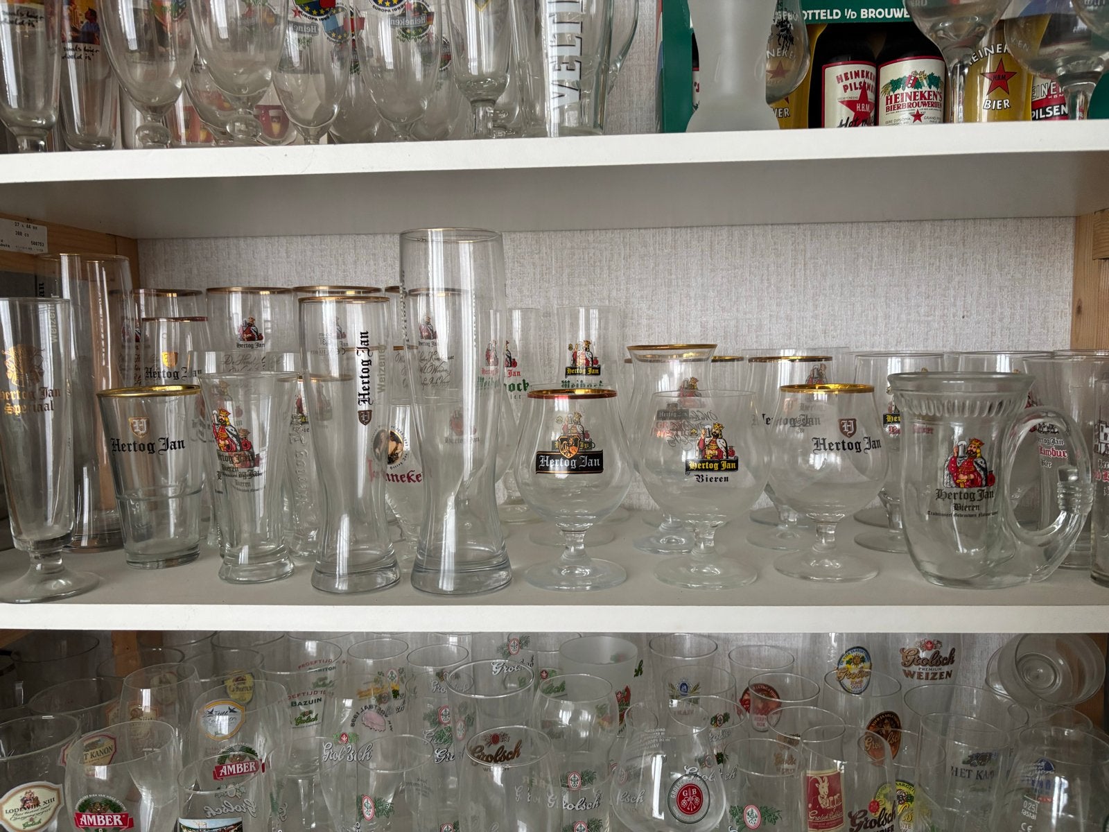 Grote collectie  verschillende  bierglazen, Ophalen, Gebruikt, Meerkleurig, Glas