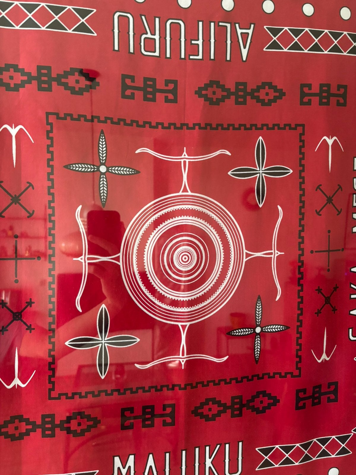 maluku molukken alifuru groot doek lijst moluks molukkers, Ophalen, Oosters, Schilderij, Hout