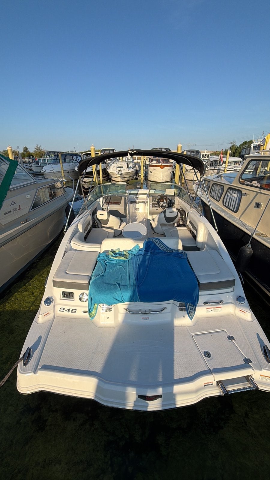 Chaparral 246 ssi 2014 gardameer, Ophalen, 70 tot 120 pk, Zo goed als nieuw, Benzine