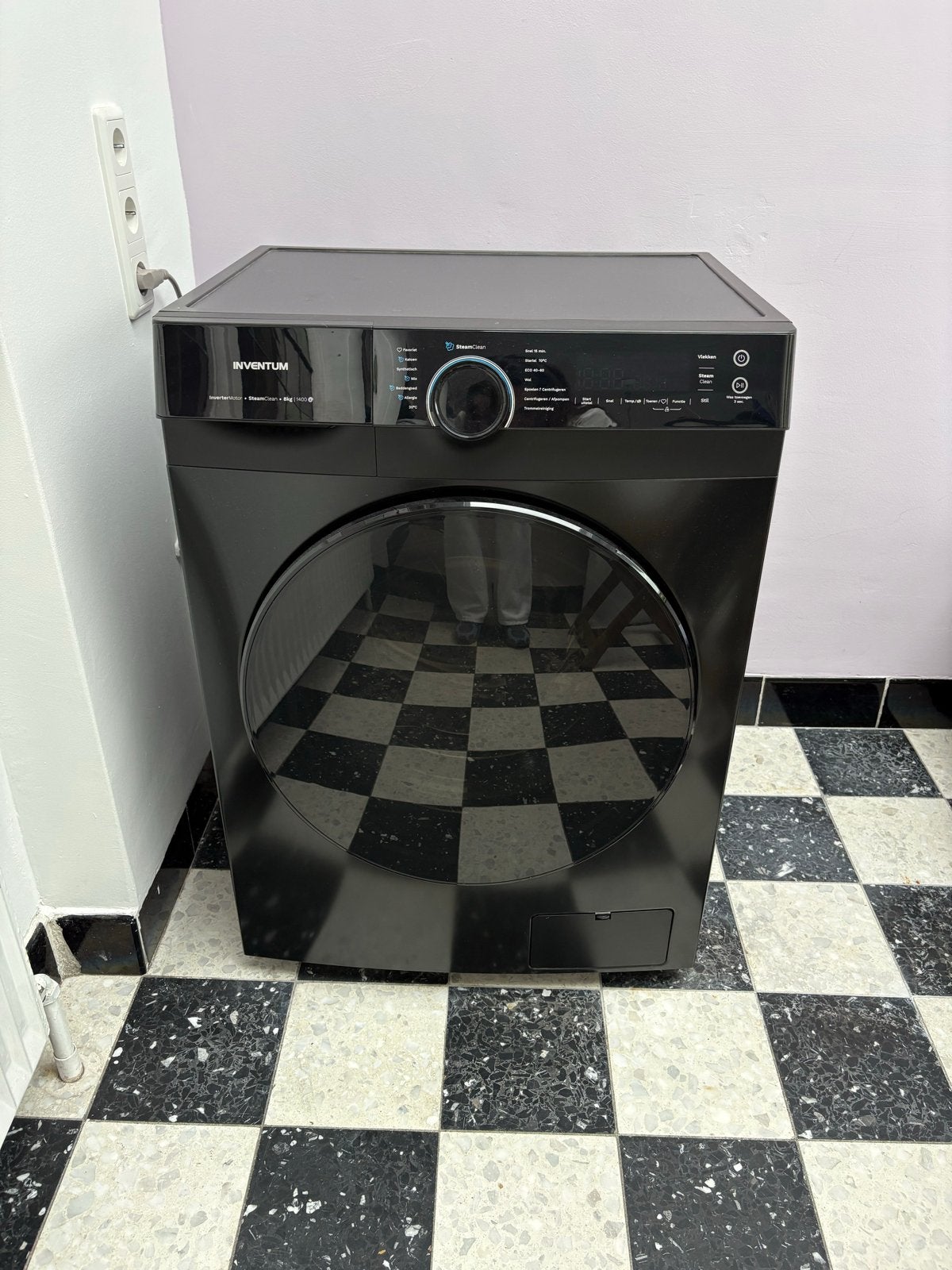 Inventum VWM8010B Zwart Wasmachine, Ophalen, 1200 tot 1600 toeren, 8 tot 10 kg, Zo goed als nieuw