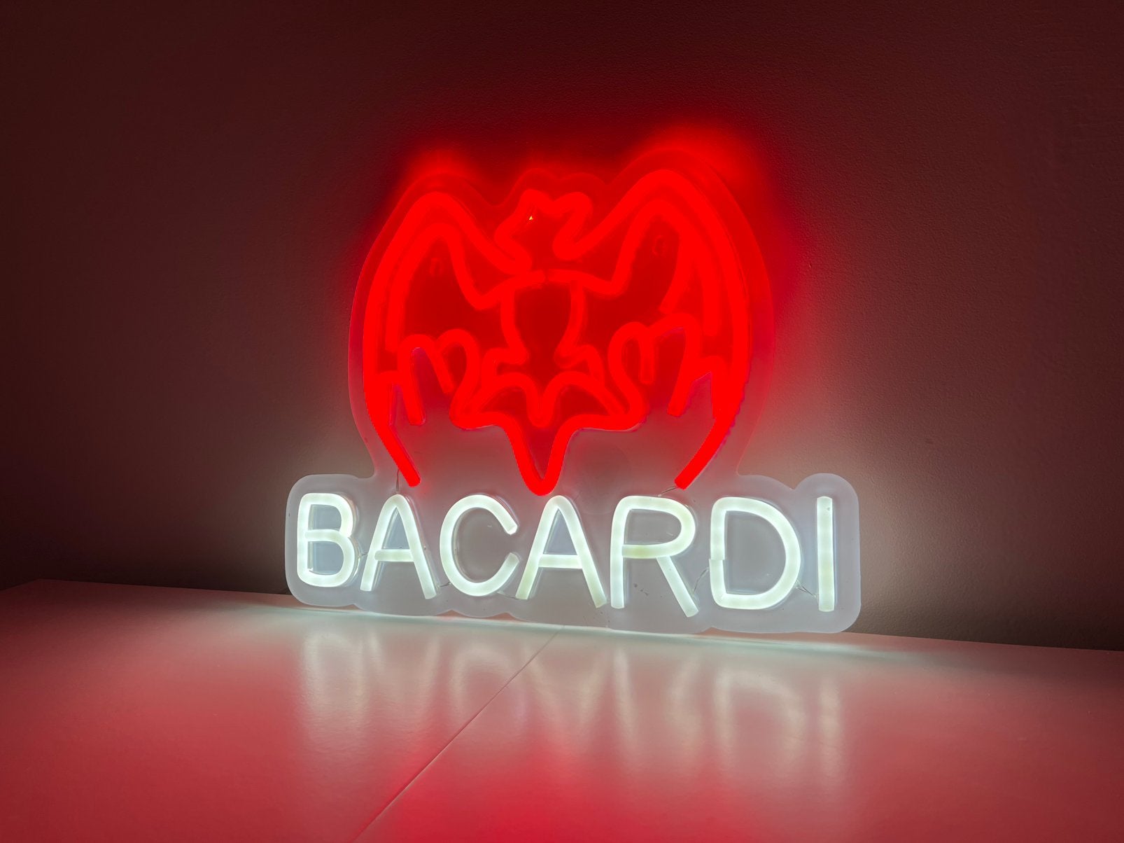Neon led-verlichting  Bacardi, Ophalen of Verzenden, Nieuw, Lichtbak of (neon) lamp