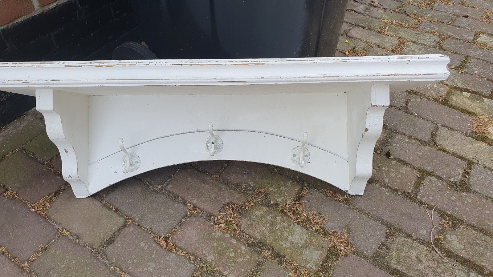 Witte antieke wandkapstok met plank en 3 haken, Huis en Inrichting, Woonaccessoires | Kapstokken, Gebruikt, Wandkapstok, Minder dan 100 cm