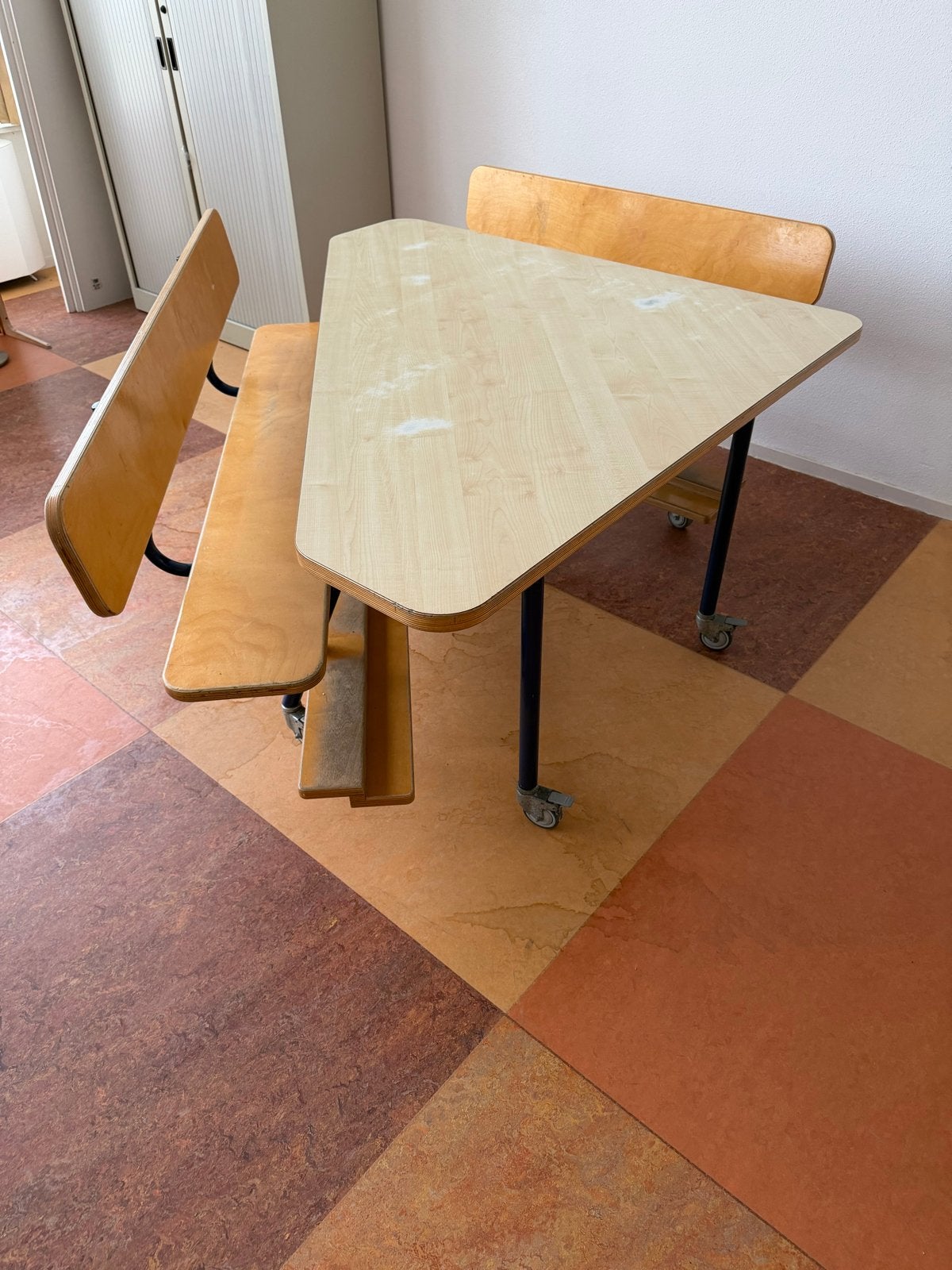 Vintage schoolbank met bankje - driehoekig blad, Ophalen, Gebruikt