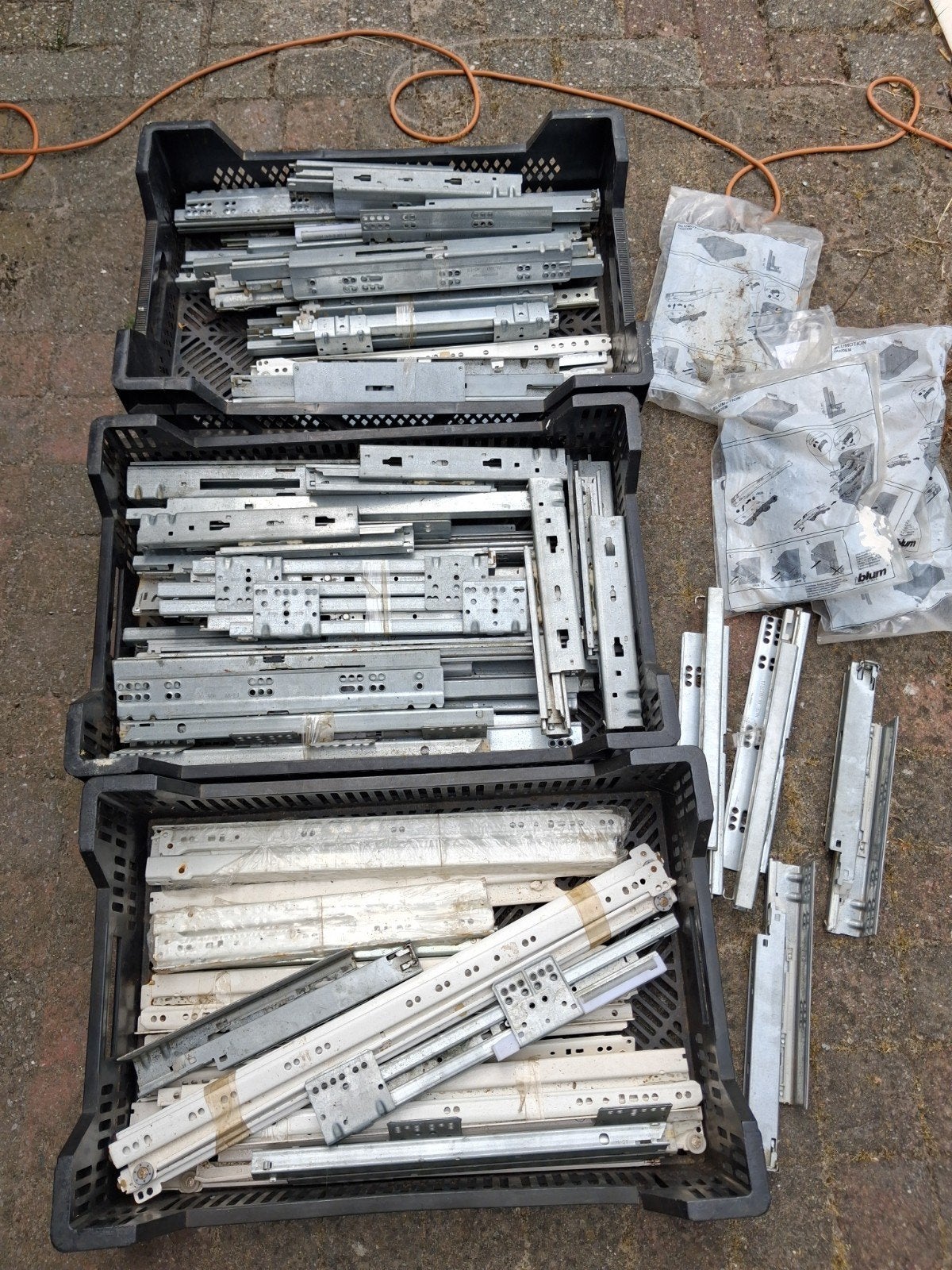 Grote partij  lade geleiders, Ophalen, 250 mm of meer