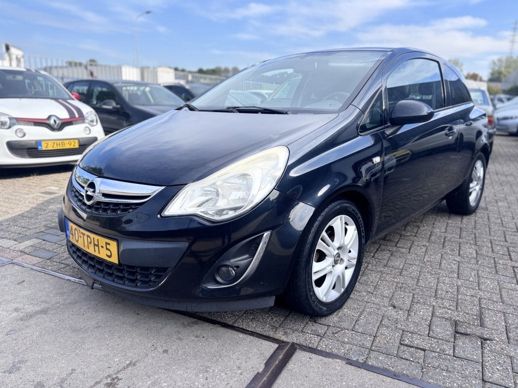 Opel Corsa 1.2-16V Color Ed INRUILKOOPJE! (bj 2012), Euro 5, 4 cilinders, 1229 cc, Zwart